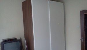 Prenajmem samostatnú izbu pre 2 os. na konečnej v Dúbravke za 260 eur