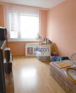 Prenájom 3 izb. zrekonštruovaný a zariadený byt, Jurigovo nám. – fotka 3