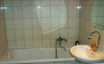 Kompletná rekonštrukcia, balkón, pivnica – fotka 2